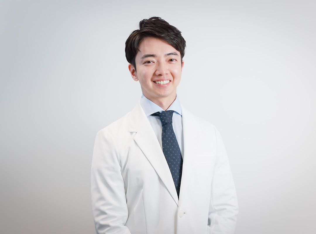 医師　佐藤 賢弥